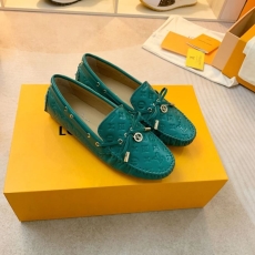 Louis Vuitton Tods Shoes